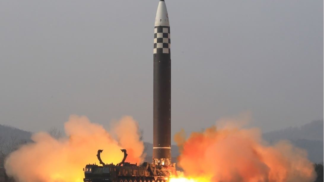 كوريا الجنوبية ترد على جارتها الشمالية بصاروخين